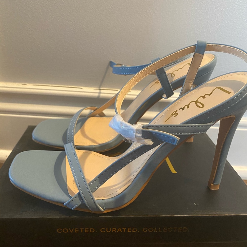 Lulu’s Slate Blue strappy heels NWOT